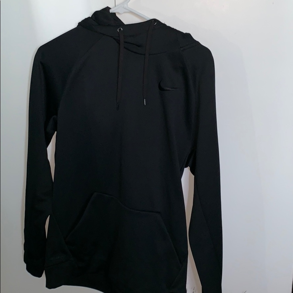 Nike therma fit hoodie